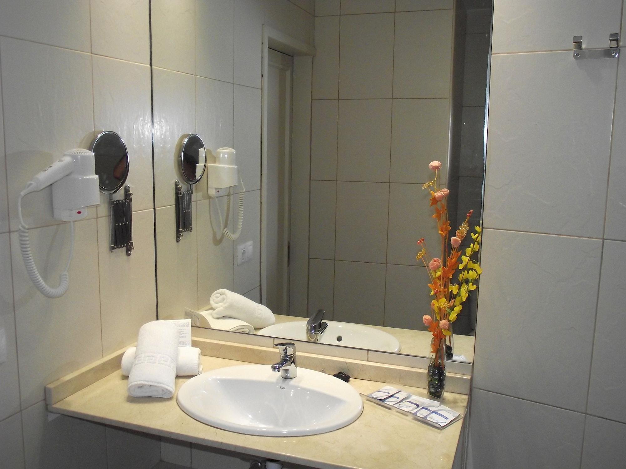 Apartamentos Colon Playa Las Palmas Exterior photo